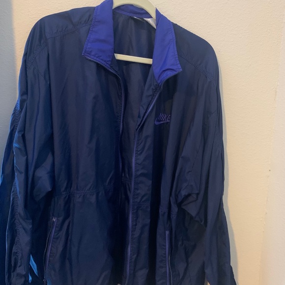 Nike vintage navy windbreaker - Picture 2 of 2